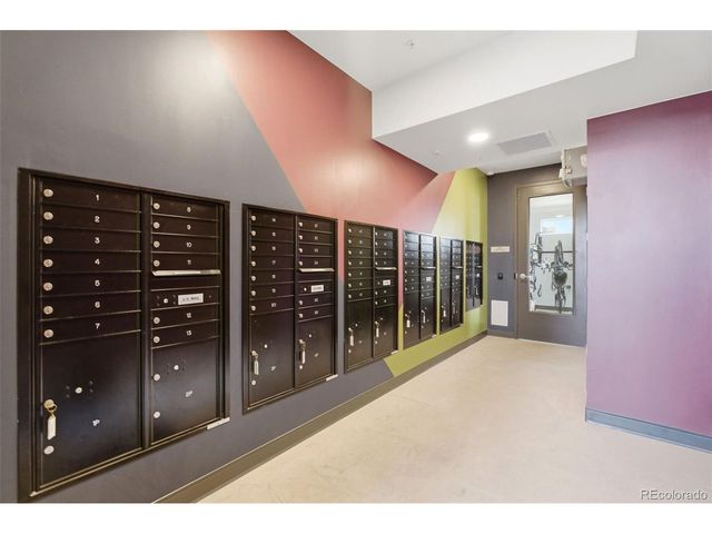 5702 Central Park Blvd 322, Denver, CO 80238