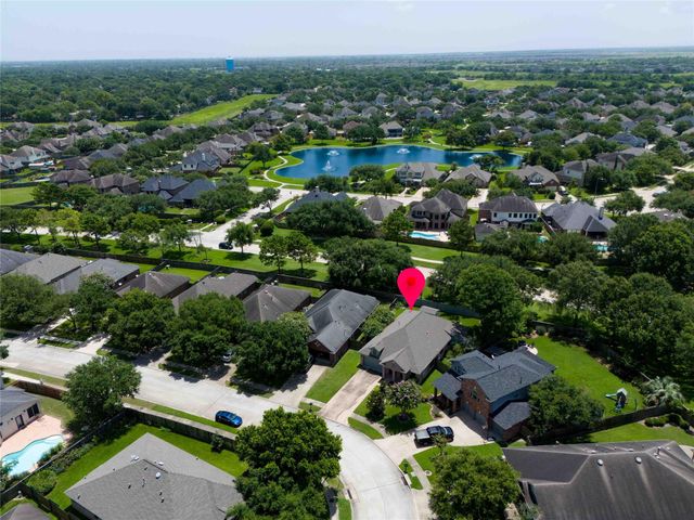 421 Livingstone Lane, League City, TX 77573