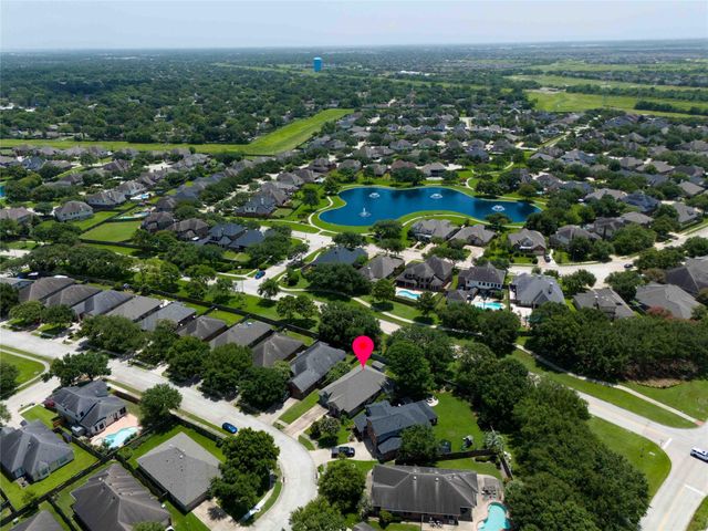 421 Livingstone Lane, League City, TX 77573