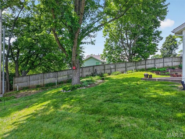 412 Pandora Court, St Peters, MO 63376