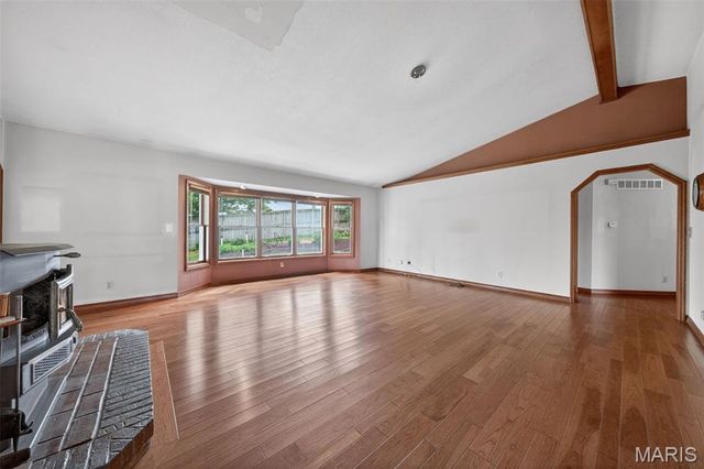 412 Pandora Court, St Peters, MO 63376