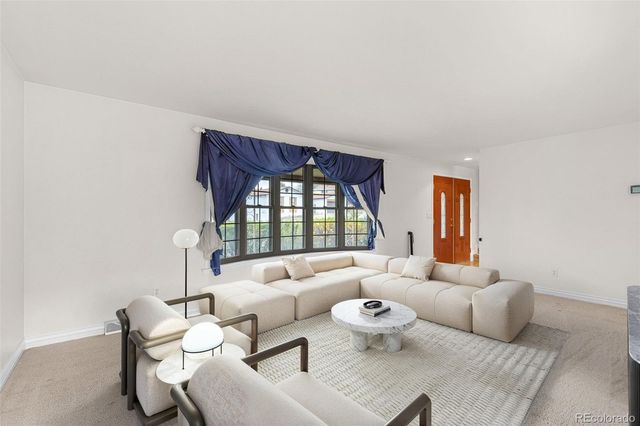 6189 S Ash Circle, Centennial, CO 80121