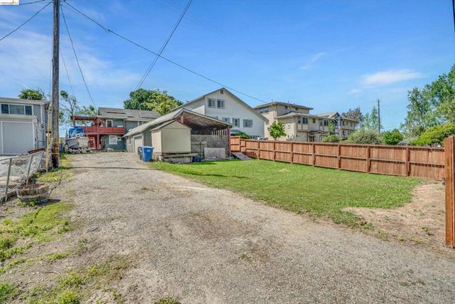 1922 Taylor Rd, Bethel Island, CA 94511
