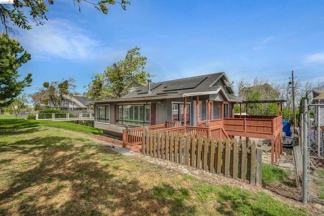 1922 Taylor Rd, Bethel Island, CA 94511