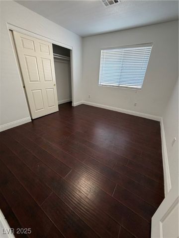 9843 Ashton Pines Court, Las Vegas, NV 89147