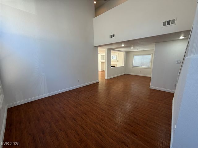 9843 Ashton Pines Court, Las Vegas, NV 89147