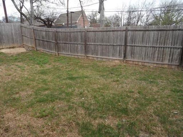 3129 NW Loraine Street NW, Fort Worth, TX 76106