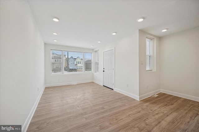 5232 ARLINGTON ST, Philadelphia, PA 19131