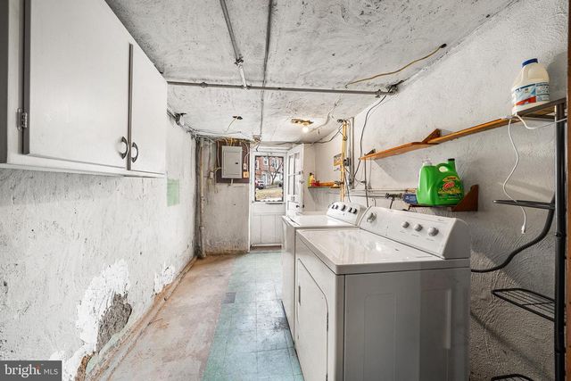 223 SAINT LAURENCE RD, Upper Darby, PA 19082