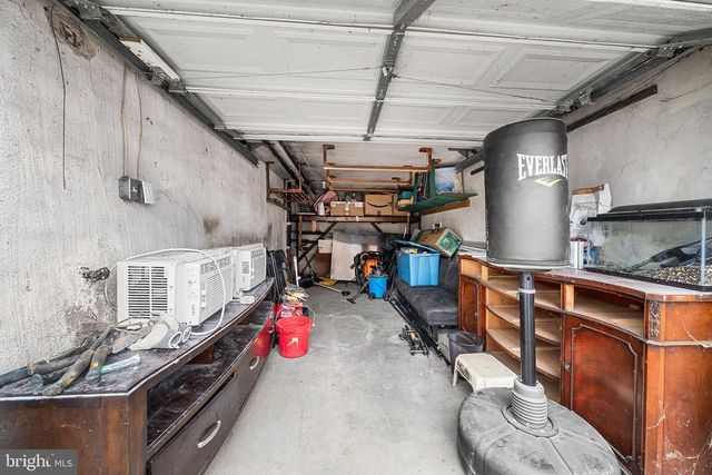 223 SAINT LAURENCE RD, Upper Darby, PA 19082