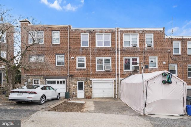 223 SAINT LAURENCE RD, Upper Darby, PA 19082