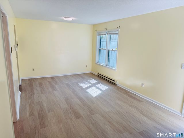 64 Deerwood Lane 2, Waterbury, CT 06704