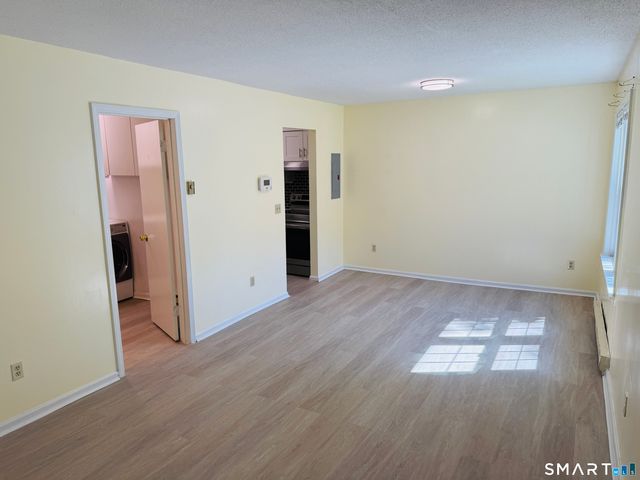 64 Deerwood Lane 2, Waterbury, CT 06704