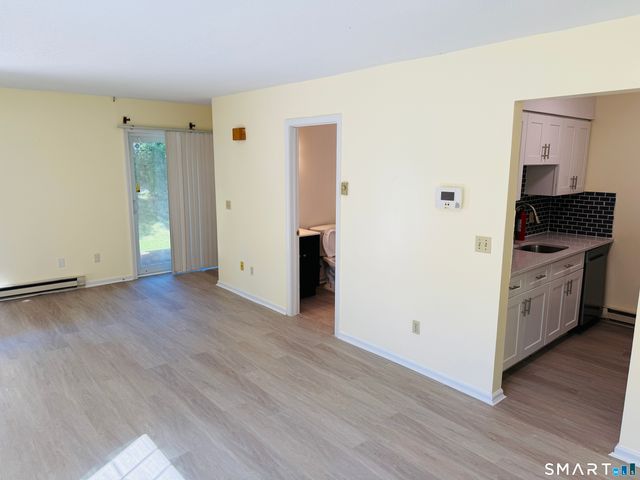 64 Deerwood Lane 2, Waterbury, CT 06704