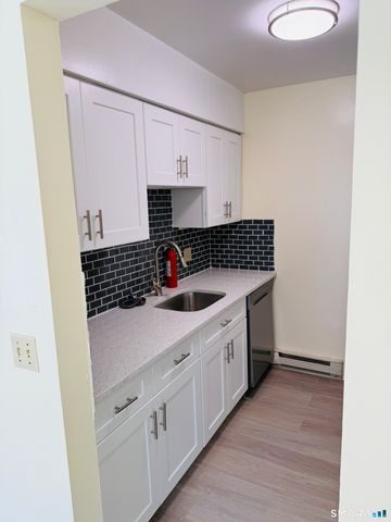 64 Deerwood Lane 2, Waterbury, CT 06704