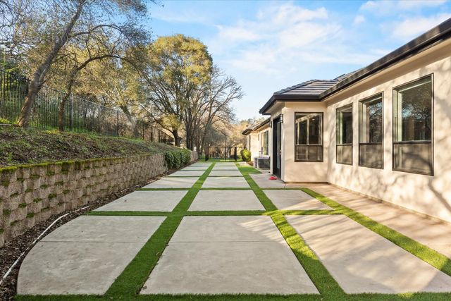 3460 Ashley Creek Dr, Loomis, CA 95650