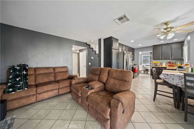 3525 W Avenue J3, Lancaster, CA 93536