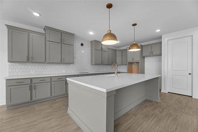 1611 Summer Pine Court, Missouri City, TX 77459