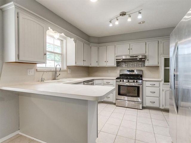 5812 NW 83rd Street, Oklahoma City, OK 73132