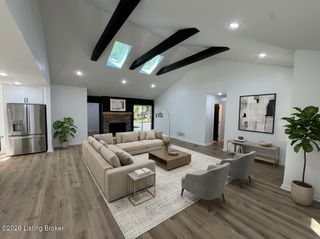 805 Sandness Ct, Louisville, KY 40243