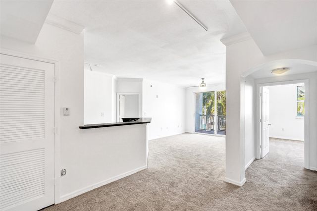 9172 Collins Avenue 302, Surfside, FL 33154