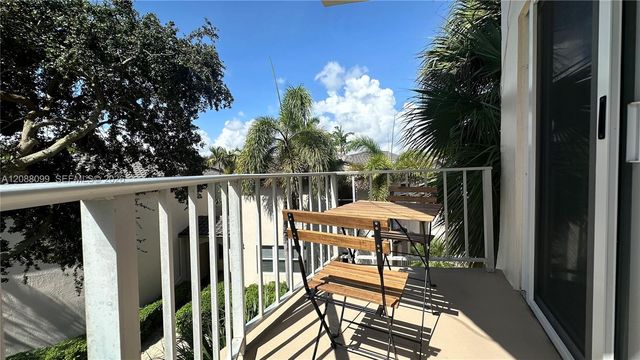 1967 S Ocean Blvd Apt 329D 329-D, Lauderdale By The Sea, FL 33062