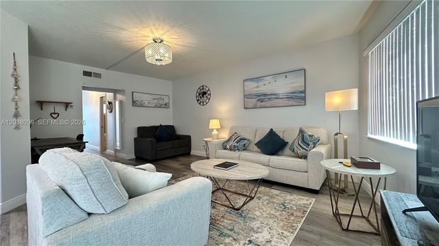 1967 S Ocean Blvd Apt 329D 329-D, Lauderdale By The Sea, FL 33062