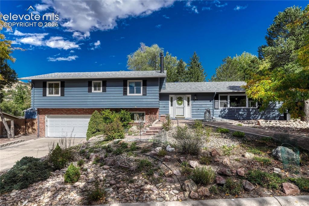 3214 Austin Place, Colorado Springs, CO 80909 — exterior