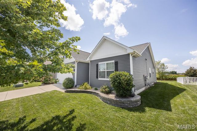 861 Bluff Ridge Lane, Shiloh, IL 62221