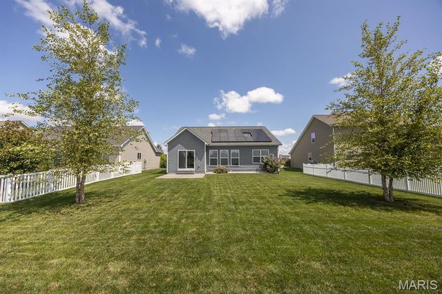 861 Bluff Ridge Lane, Shiloh, IL 62221