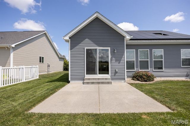 861 Bluff Ridge Lane, Shiloh, IL 62221