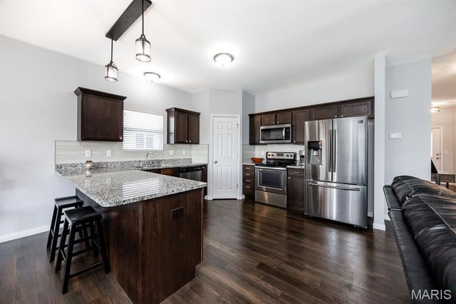 861 Bluff Ridge Lane, Shiloh, IL 62221