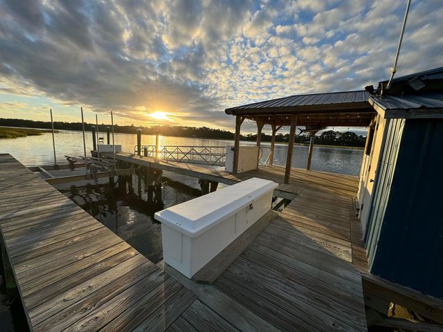 3398 Freeman Hill Road, Johns Island, SC 29455