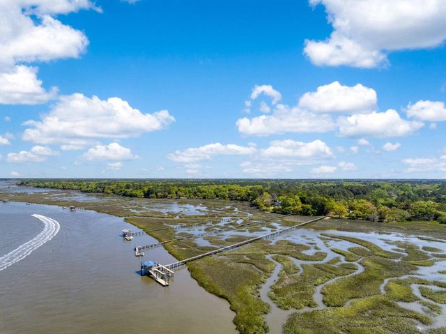 3398 Freeman Hill Road, Johns Island, SC 29455