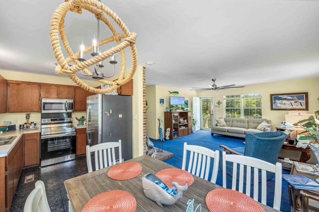 3398 Freeman Hill Road, Johns Island, SC 29455