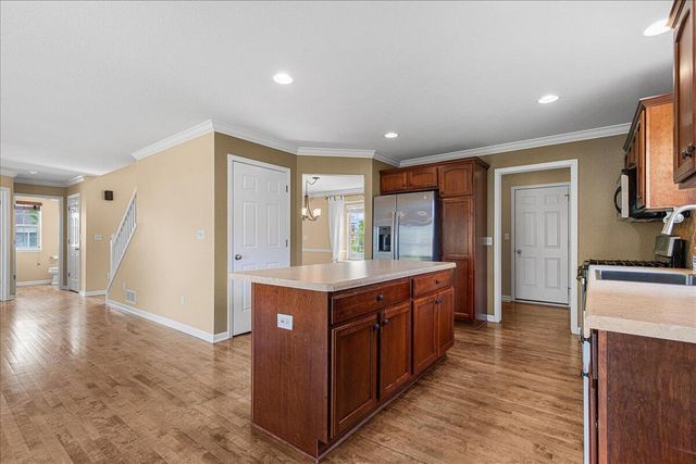 550 Lambert DRIVE, Slinger, WI 53086