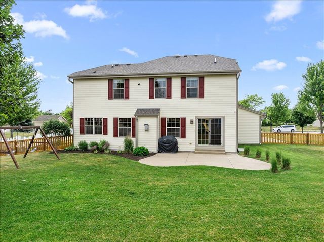 550 Lambert DRIVE, Slinger, WI 53086