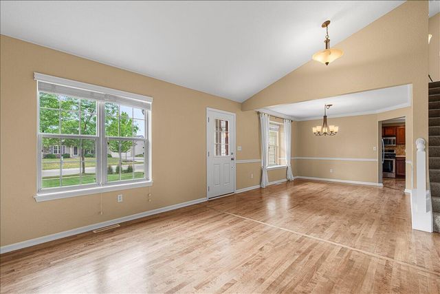 550 Lambert DRIVE, Slinger, WI 53086