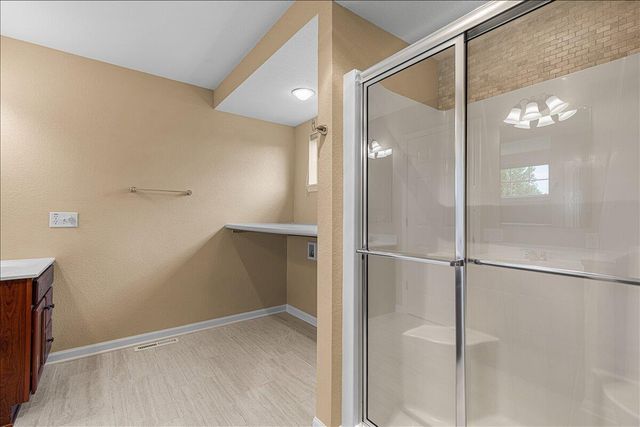 550 Lambert DRIVE, Slinger, WI 53086