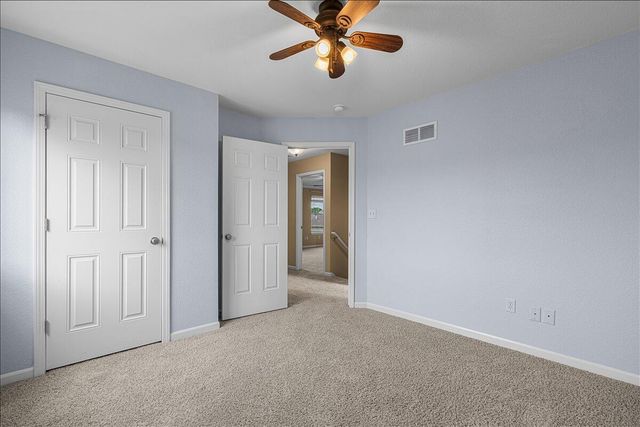 550 Lambert DRIVE, Slinger, WI 53086