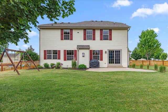 550 Lambert DRIVE, Slinger, WI 53086