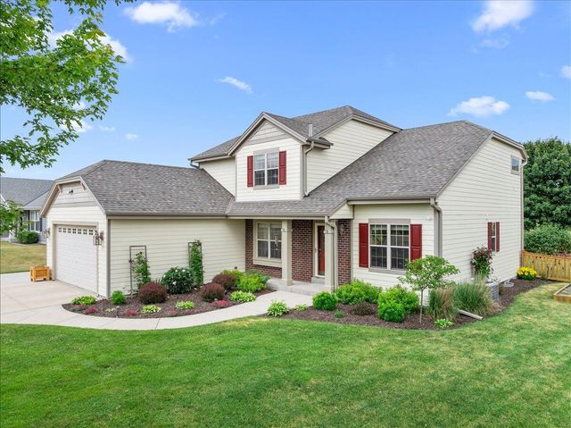 550 Lambert DRIVE, Slinger, WI 53086