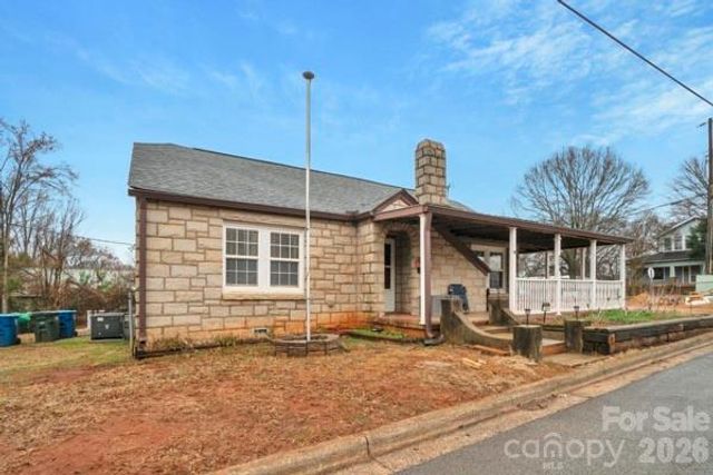 204 W C Avenue, Salisbury, NC 28144