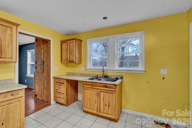 204 W C Avenue, Salisbury, NC 28144