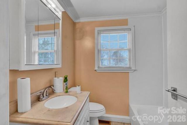 204 W C Avenue, Salisbury, NC 28144