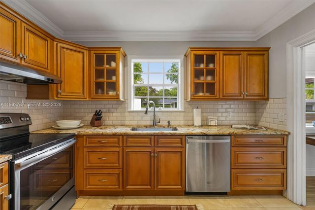 1540 Urbino Ave, Coral Gables, FL 33146