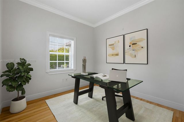 1540 Urbino Ave, Coral Gables, FL 33146