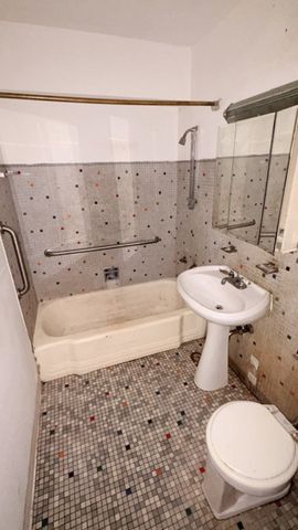 7337 S South Shore Drive 620, Chicago, IL 60649