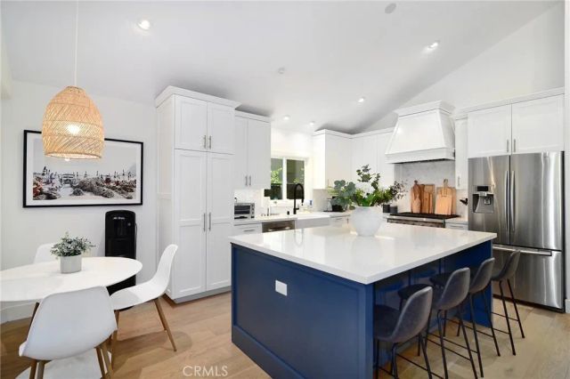 23825 Strathern, West Hills, CA 91304