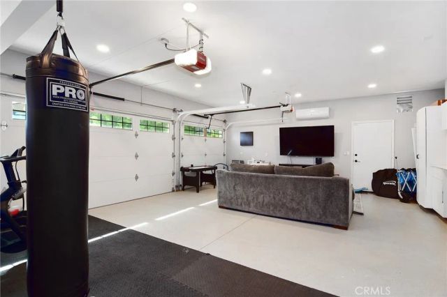 23825 Strathern, West Hills, CA 91304